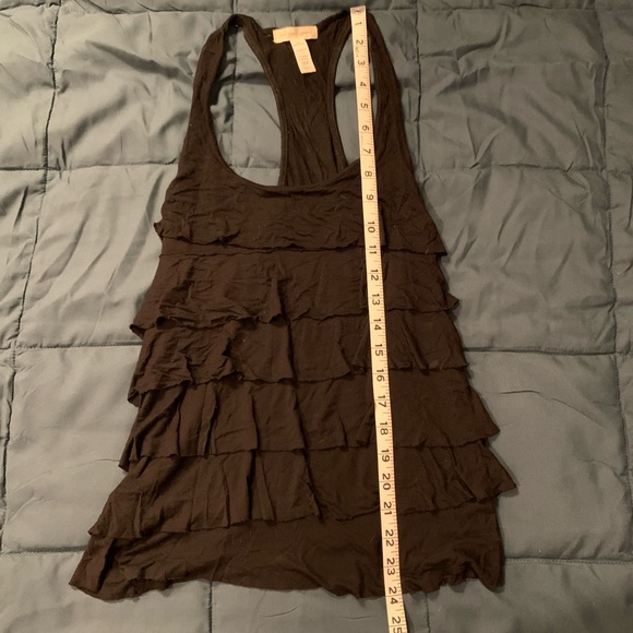 Black Ruffled Tank Top - Picture 4 of 5